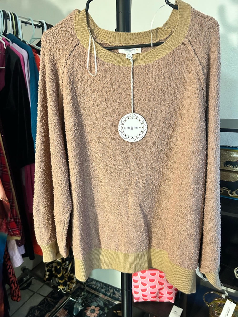 Umgee Taupe Bouclé Sweater with Camel Trim size 1x can fit 2x
